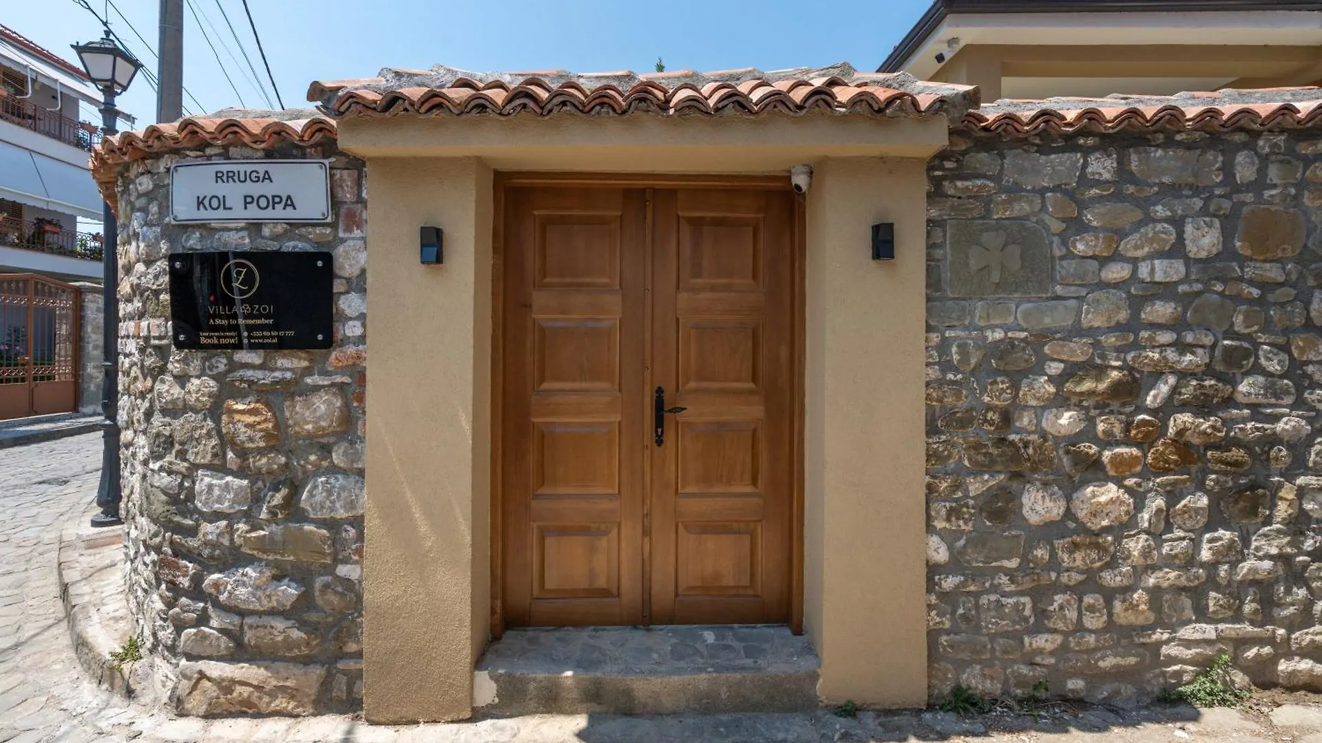 Villa Zoi A Stay To Remember I Located Inside The Castle Of Elbasan, On A Historic Roman Road Via Egnatia I Homemade Breakfast 0*, Elbasan Albania